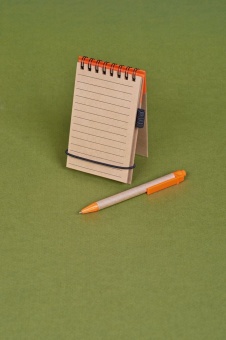Блокнот на кольцах Eco Note с ручкой, черный фото 