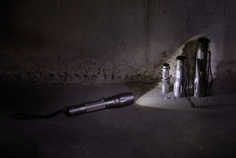 Карманный фонарик CREE, 3W фото 