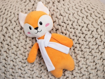 Мягкая игрушка Beastie Toys, лисенок с белым шарфом фото 