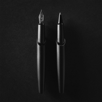 Ручка перьевая PF Two, черная фото 