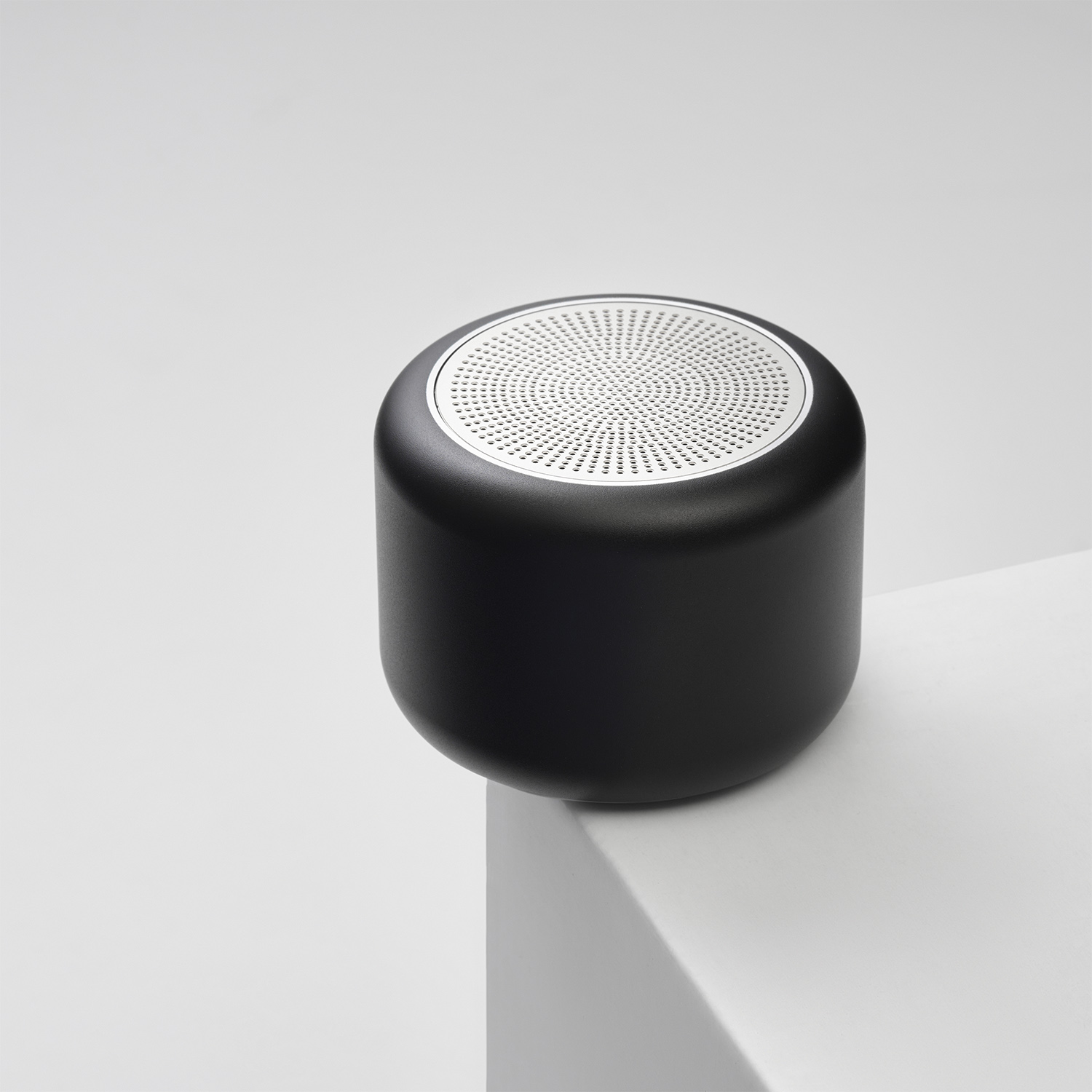 Беспроводная колонка Пэшн (Passion) 80dB 600 mAh (Bluetooth 5.0), черная