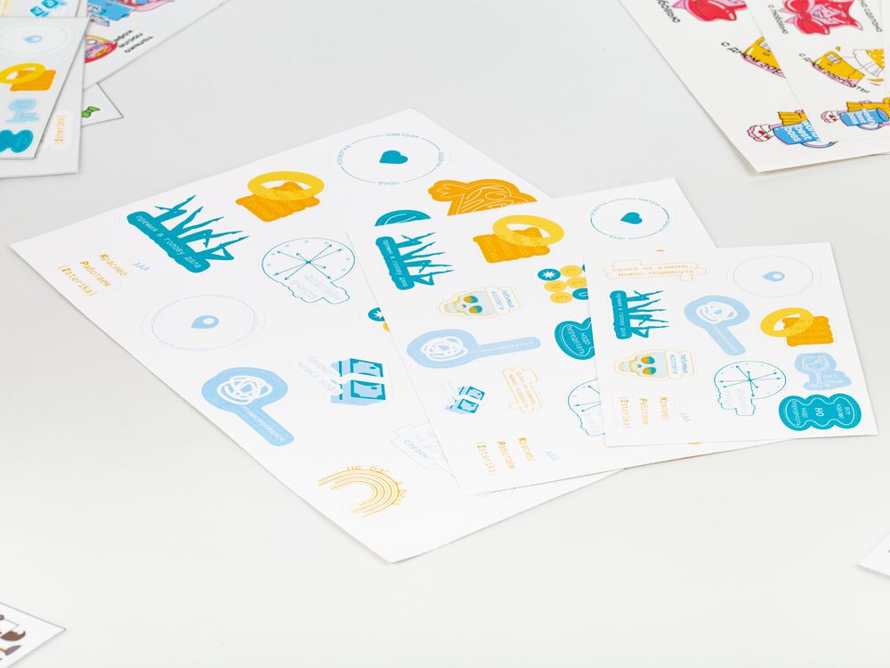 Наклейки ПВХ Sticker Pack на заказ, L