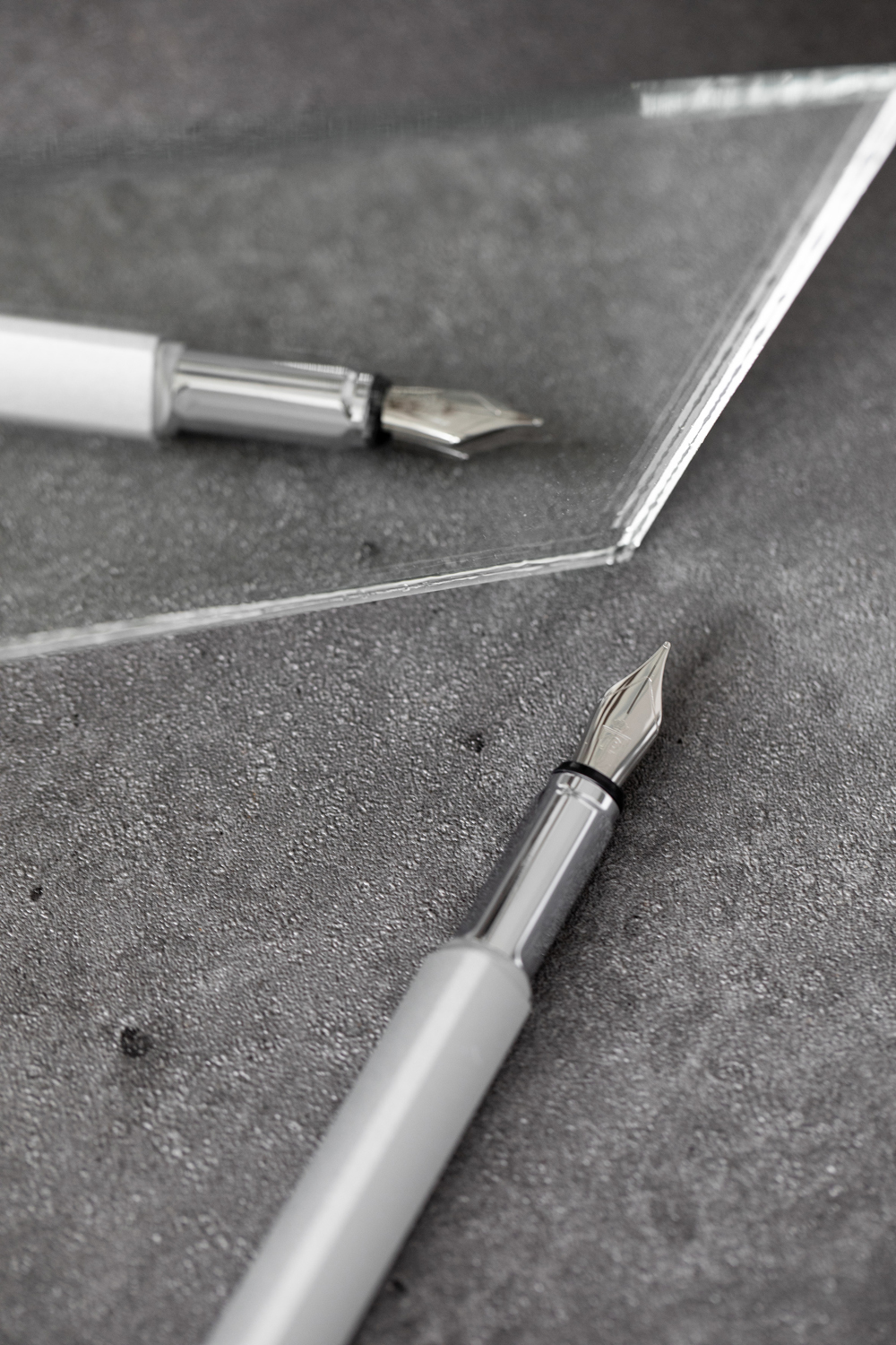 Перьевая ручка PININFARINA PF One SILVER
