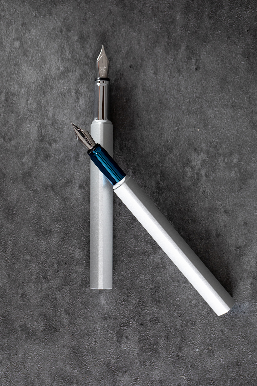 Перьевая ручка PININFARINA PF One SILVER