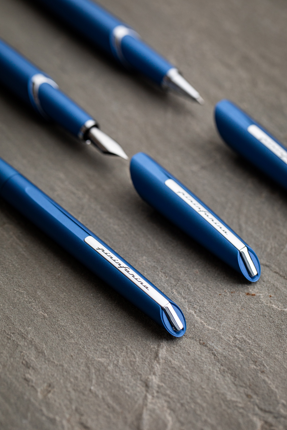 Роллер PININFARINA PF Two BLUE