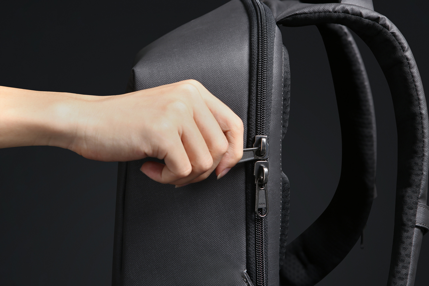 Рюкзак KORIN HiPack 43х33х16 см, черный