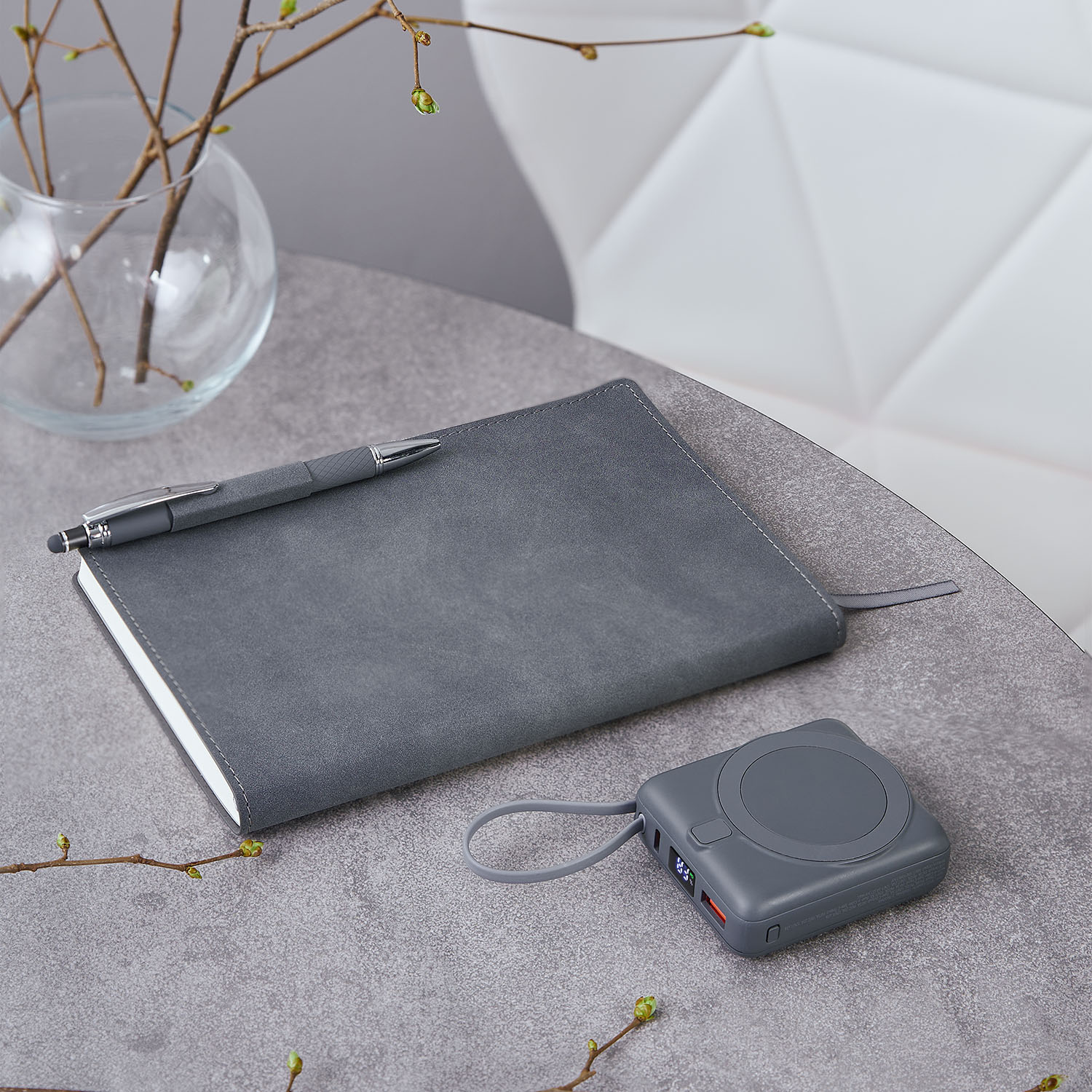 Внешний аккумулятор с подсветкой Риттер PD (Ritter PD) 10000mAh с функцией беспроводной зарядки 15W, серый