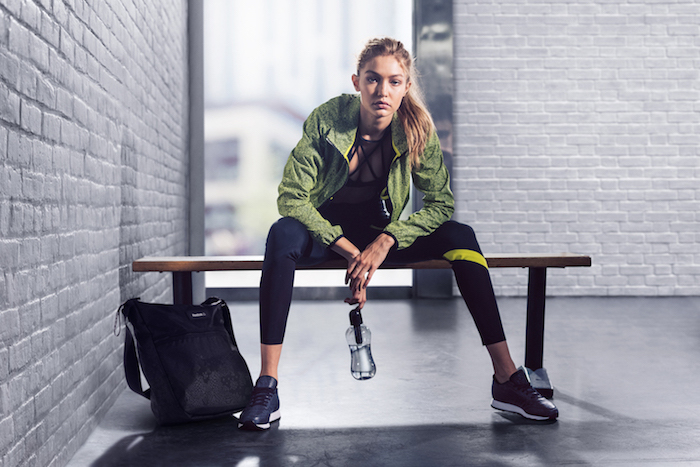 gigi-hadid-reebok-01-27102017143107.jpg