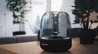 Беспроводная колонка Harman Kardon Aura Studio 2, черная фото 