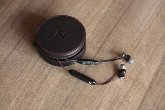 Bluetooth наушники Sennheiser MOMENTUM Free, черные фото 