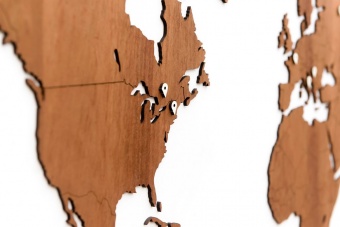 Деревянная карта мира World Map Wall Decoration Exclusive, красное дерево фото 