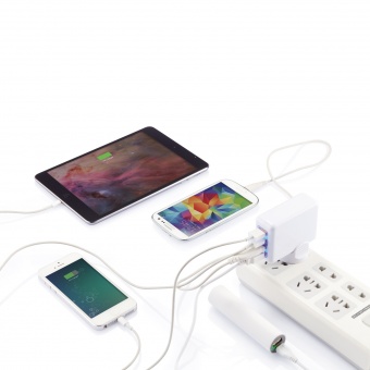 Дорожный переходник для розетки с 4 USB-портами фото 