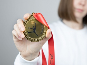 Медаль Regalia, большая, золотистая фото 