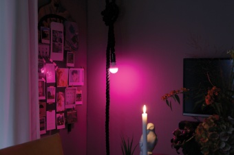 Светодиодная лампочка со встроенной колонкой фото 
