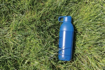 Вакуумная бутылка Flow из переработанной нержавеющей стали RCS, 540 мл фото 