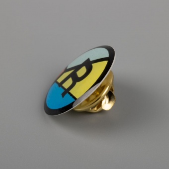 Значки с полимерным покрытием Bete на заказ фото 